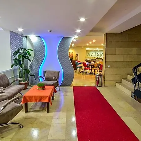 Marina Hotel